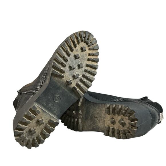 Universal Threads Black Boots Size 7 Rubber Sole Thick Combat Boot Bottom - Picture 7 of 9